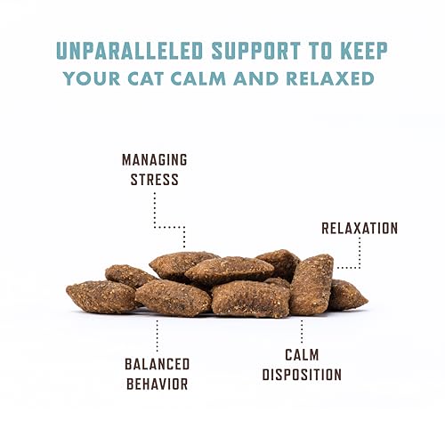 Rocco & Roxie Cat Calming Treats with Melatonin for Cats, Stress and Anxiety Relief, Keep Calm for Grooming, Travel, or Vet Visits, Aid Sleep with Organic Ashwagandha and GABA, Chicken Flavored Chews