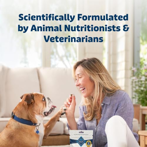 Blue Buffalo Bits Chicken Soft & Chewy Dog Treats, Bite-Sized for Training, Made with Real Chicken & Enhanced with DHA, Heart-Shaped Dog Treats, Made in the USA with Natural Ingredients, 19 oz.