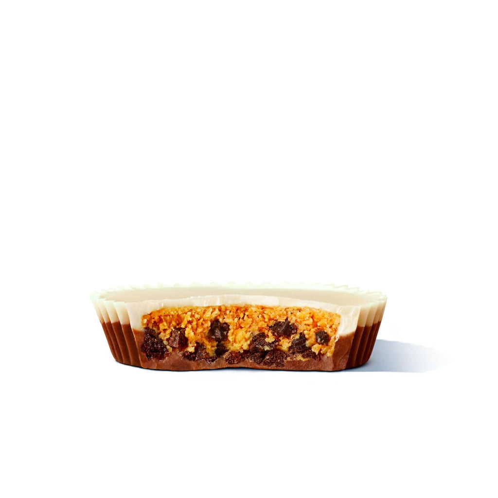REESE'S OREO Milk Chocolate and White Creme Peanut Butter Cups, Candy Packs, 1.4 oz (24 Count)