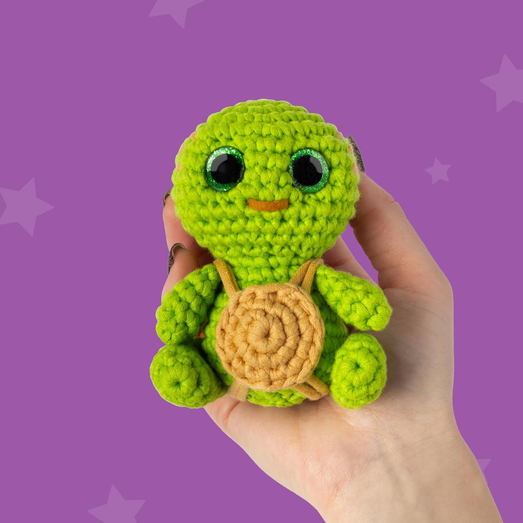 Cookie Box Crochet Kit for Beginners – Gift Set to Make Turtle Hugo Amigurumi Plushie – Easy DIY Crochet & Knitting Starter Kit with Video and PDF Tutorials