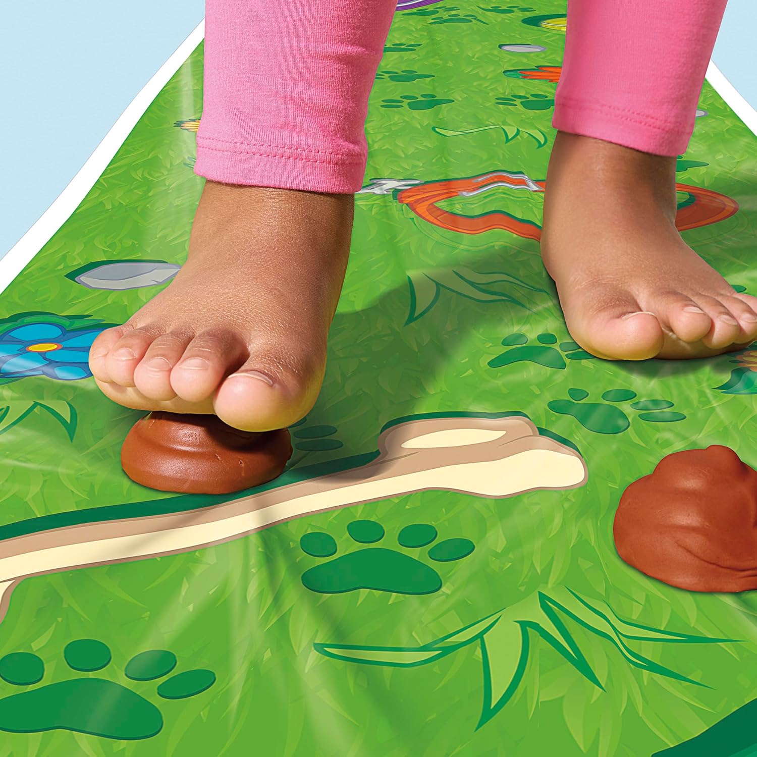 Hasbro Gaming Don't Step in It! Preschool Game I Blindfolded, Poop Party Game | Spinner with 8 Fun Animal Moves | Ages 4+| 1+ Players I Funny Kids Board Games