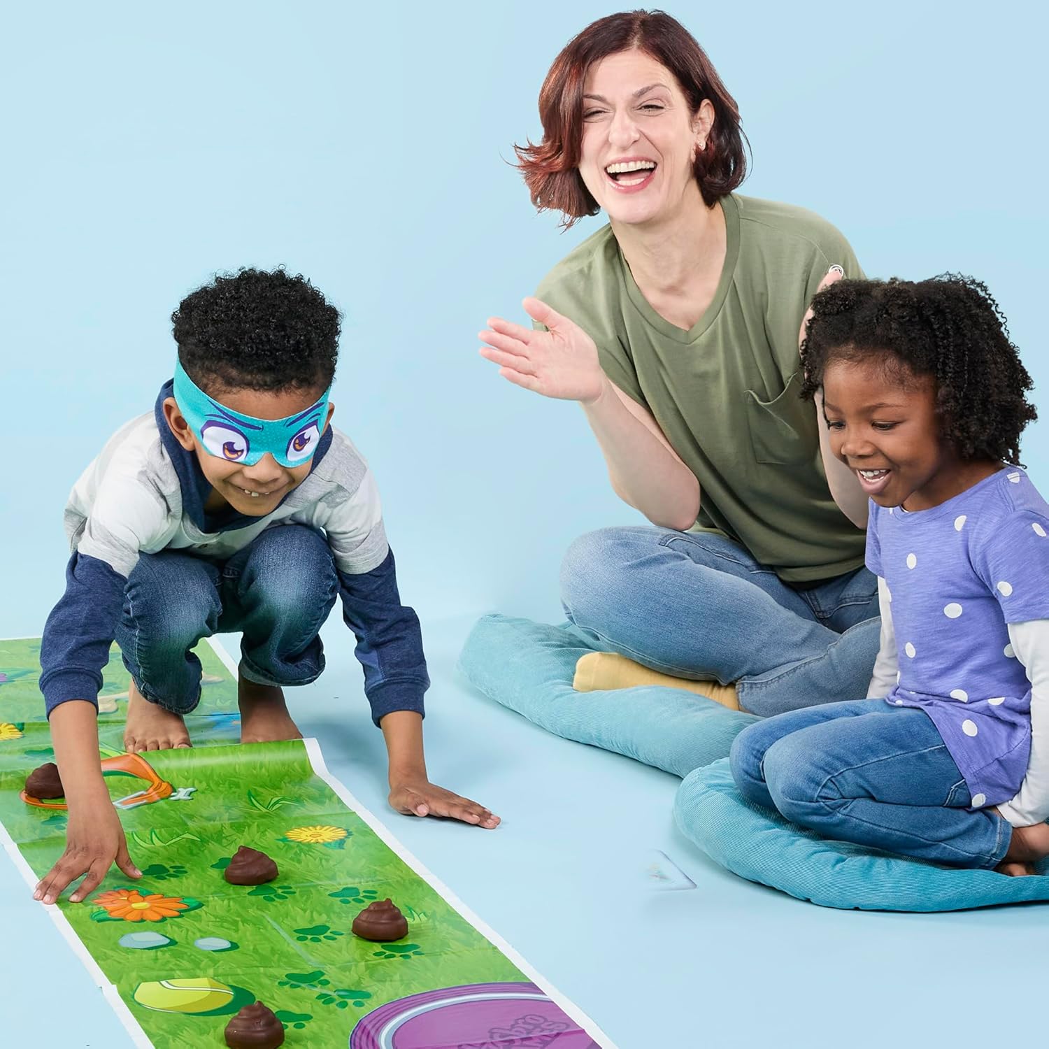 Hasbro Gaming Don't Step in It! Preschool Game I Blindfolded, Poop Party Game | Spinner with 8 Fun Animal Moves | Ages 4+| 1+ Players I Funny Kids Board Games