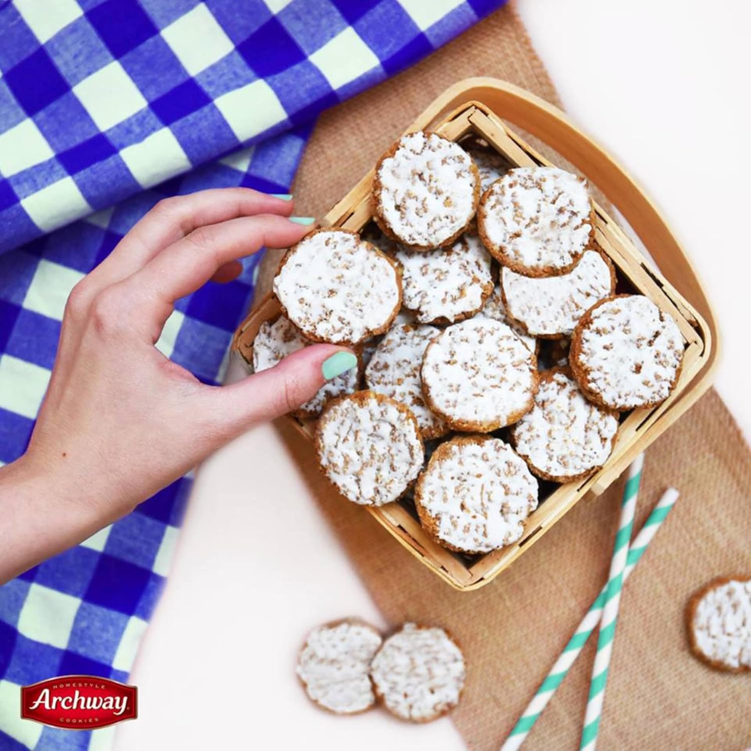 Archway Cookies, Soft Iced Oatmeal Cookies, 9.25 Oz