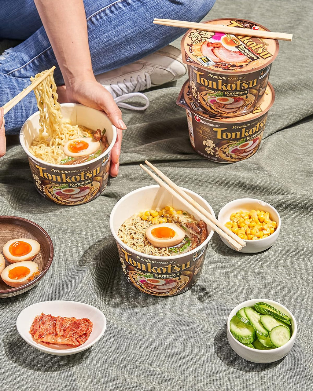 Nongshim Tonkotsu Ramen with Kuromayu Noodle Big Bowl, 3.56 Ounce (Pack Of 6)